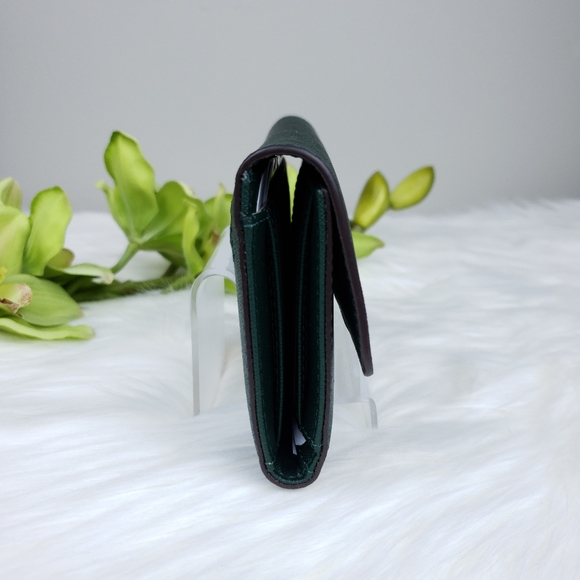 ⚠️SALE⚠️🌺NWT Michael Kors LG trifold Wallet green - Picture 3 of 6